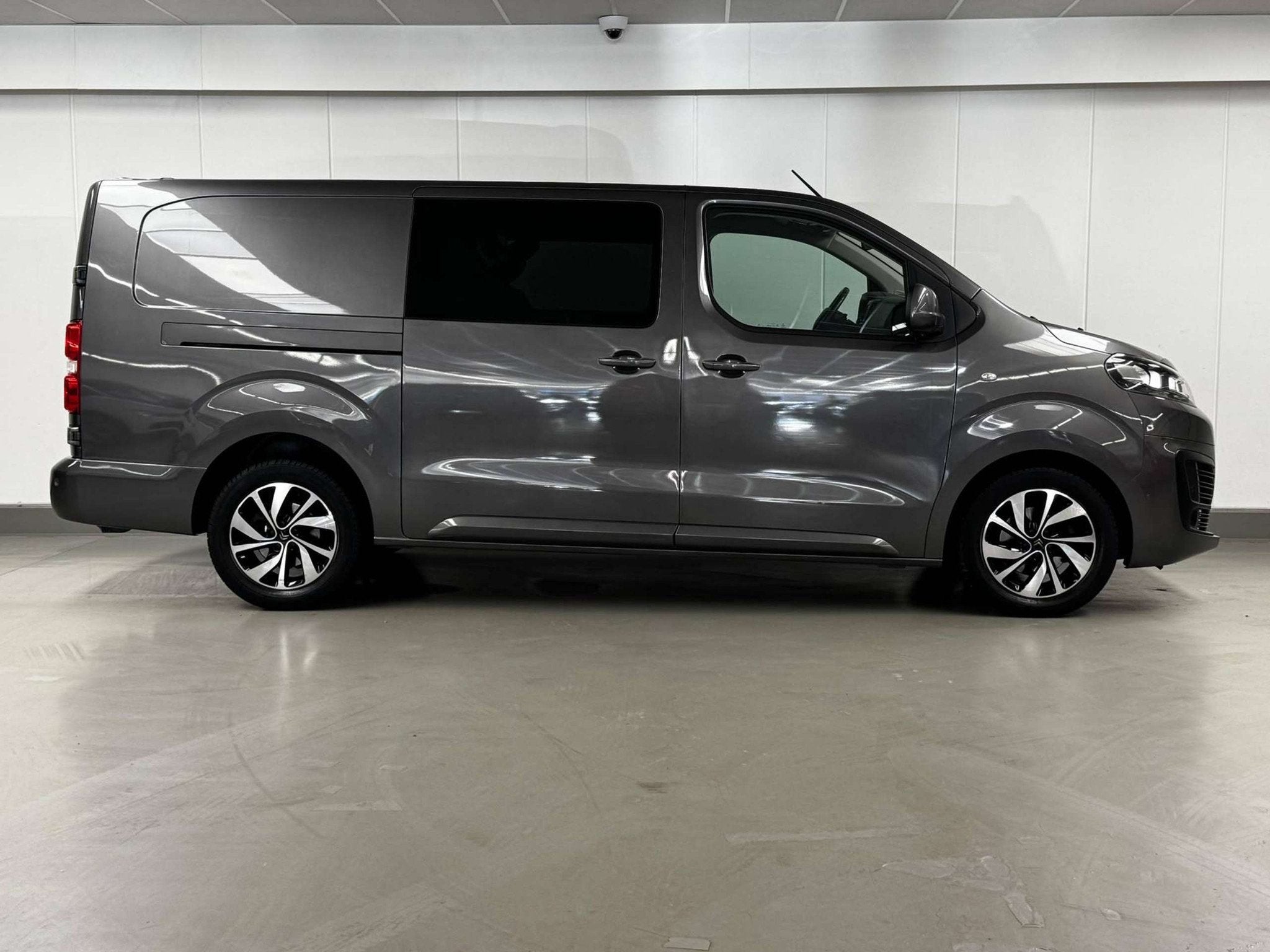 Citroën Jumpy 2.0HDI 122CV LONG CHASSIS DOUBLE CABINE 6 PLA, Autos, Argent ou Gris, Achat, 6 portes, Euro 6