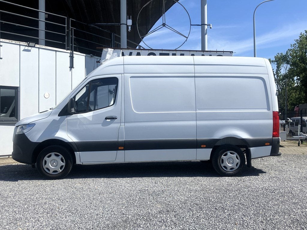 Mercedes-Benz Sprinter 315 22.500€ + BTW / Leder / Camera /, Monovolume, https://public.car-pass.be/vhr/ca238dc7-4560-4f44-8929-4796480de701