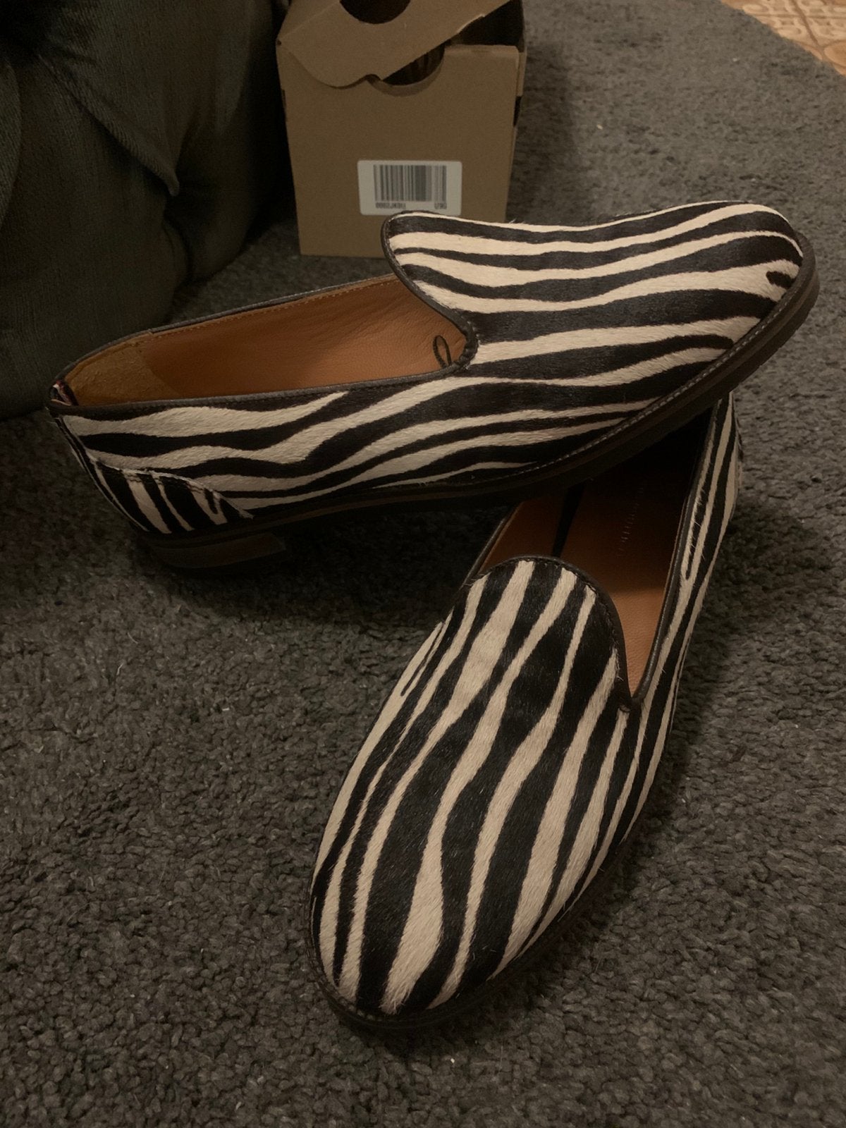 Tommy hilfiger instappers in leder zebra haar maat 39, Kleding | Dames, Nieuw, Ophalen of Verzenden, Instappers, Zwart