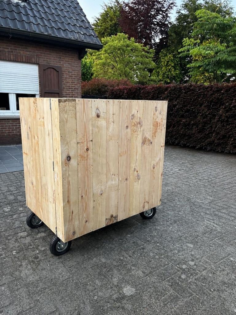 Wedstrijdkasten gemaakt op aanvraag, Enlèvement