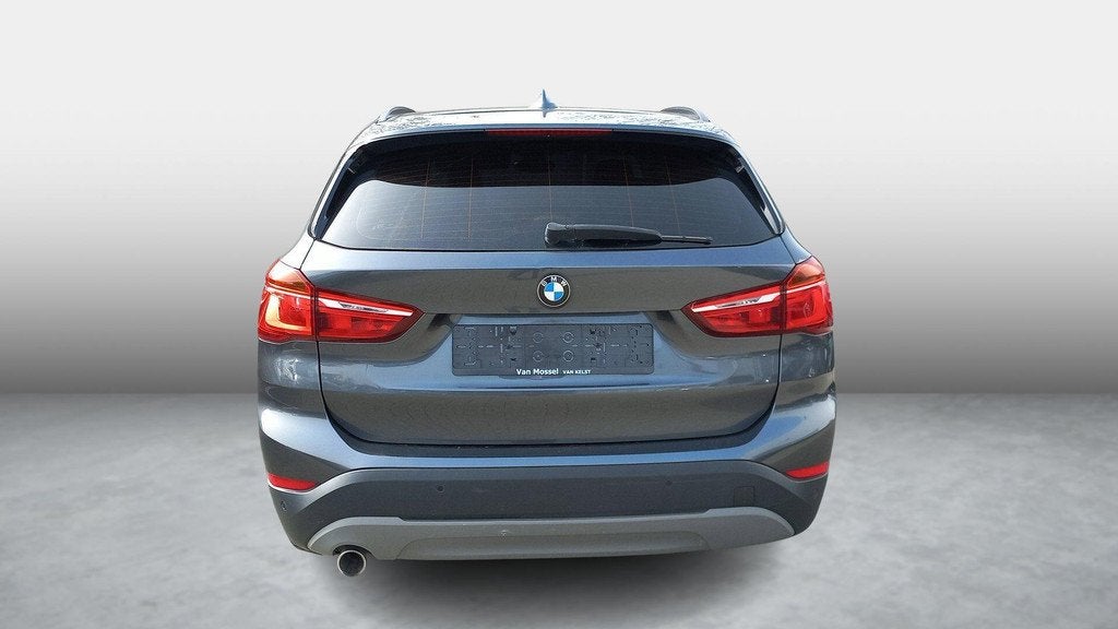 BMW X1 sDrive16dA (85 kW) (automatique), Autos, BMW, X1, Argent ou Gris, Achat, Euro 6