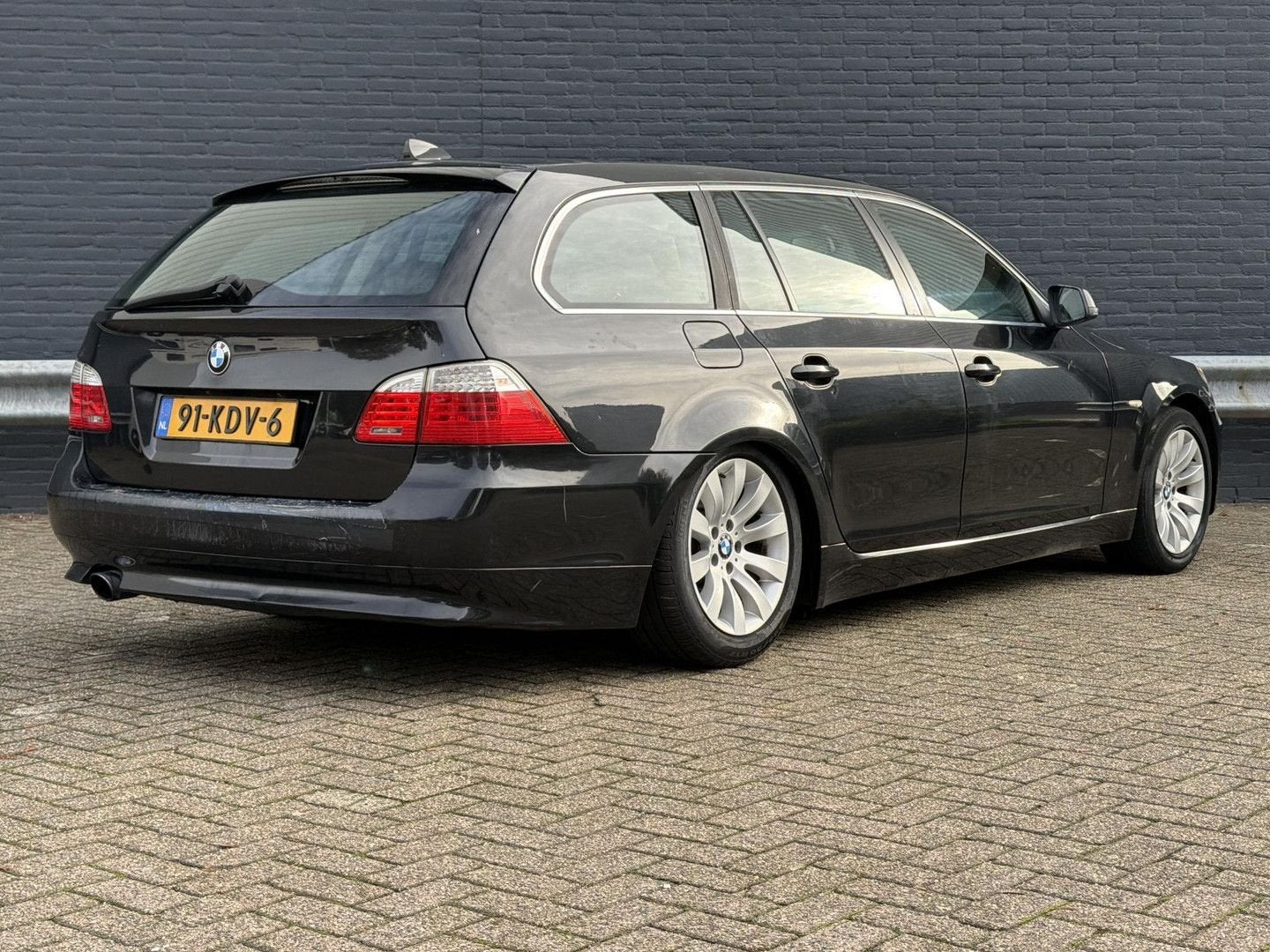 BMW 520 5-serie Touring 520i Corporate Lease Business Line E, Autos, 167 g/km, Entreprise, Noir, 120 kW
