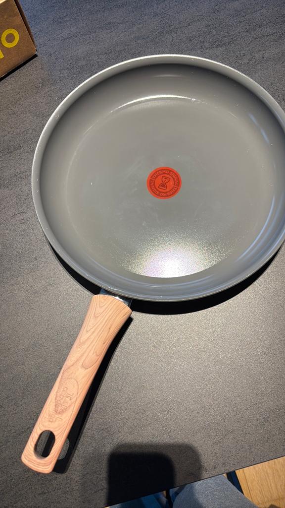 Poêle Tefal 28 diamètre, Enlèvement, Comme neuf