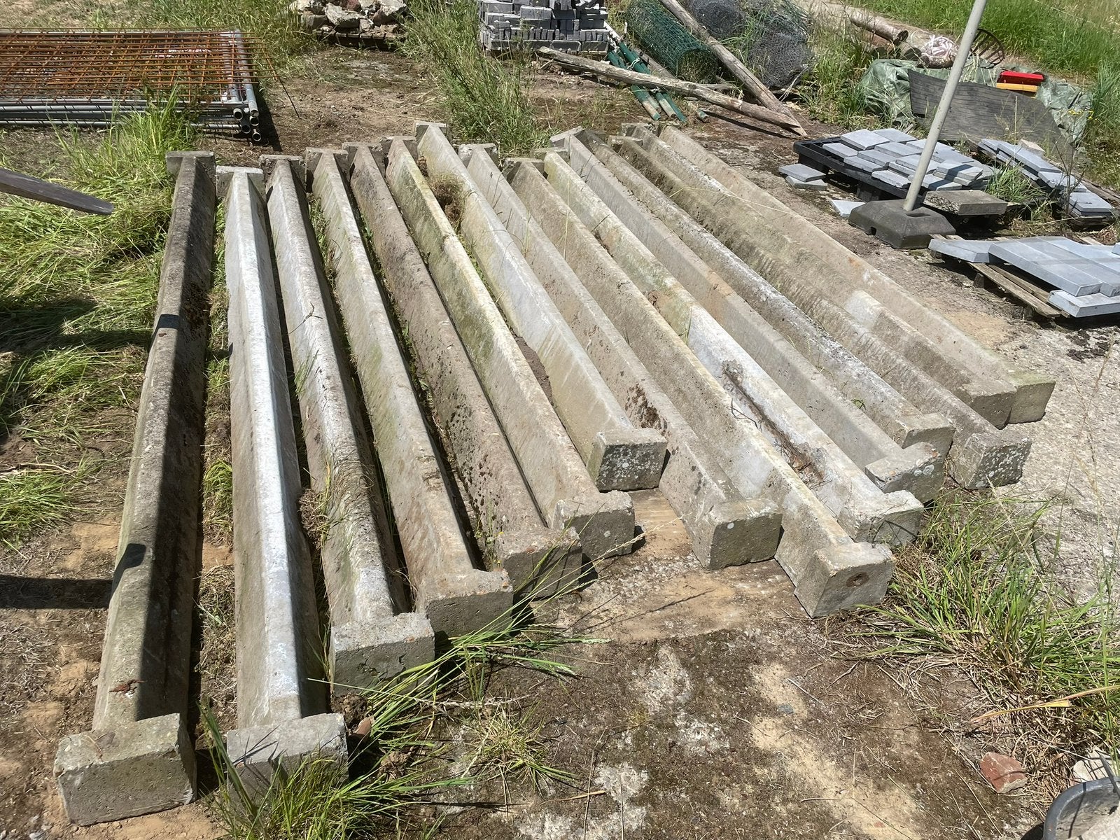 Zware Betonpalen / liggers gratis, Enlèvement, Utilisé, 250 cm ou plus, Poteaux