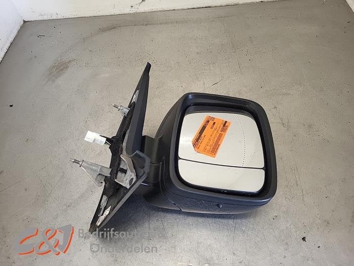 Rétroviseur extérieur droit d'un Renault Trafic, Autos : Pièces & Accessoires, Rétroviseurs, Renault, -, 3 mois de garantie, Utilisé