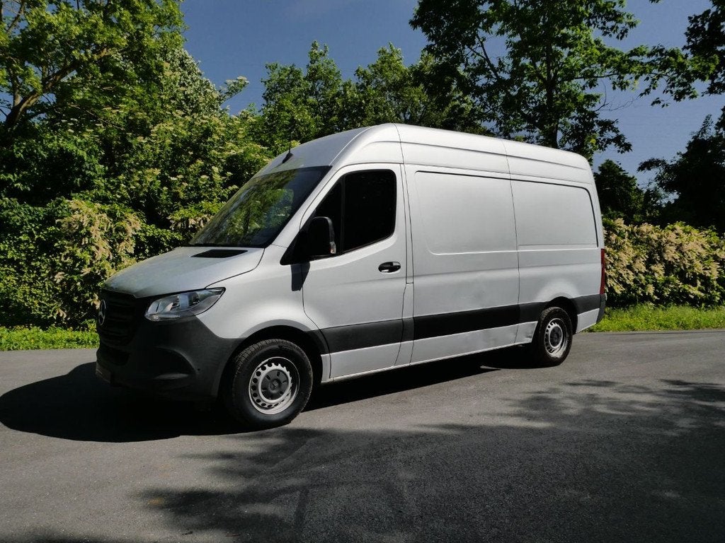 Mercedes-Benz Sprinter 315 2.0 CDI L2H2 RWD Fun.9G-tr. (EU6d, Auto's, Bestelwagens en Lichte vracht, Automaat, Stof, Gebruikt