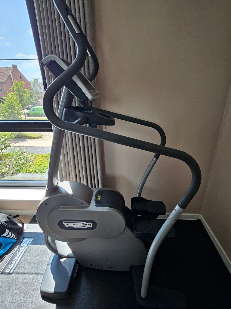 Fitness apparaat TechnoGym Airstepper, Sports & Fitness, Appareils de fitness, Jambes, Comme neuf, Enlèvement, Autres matériaux