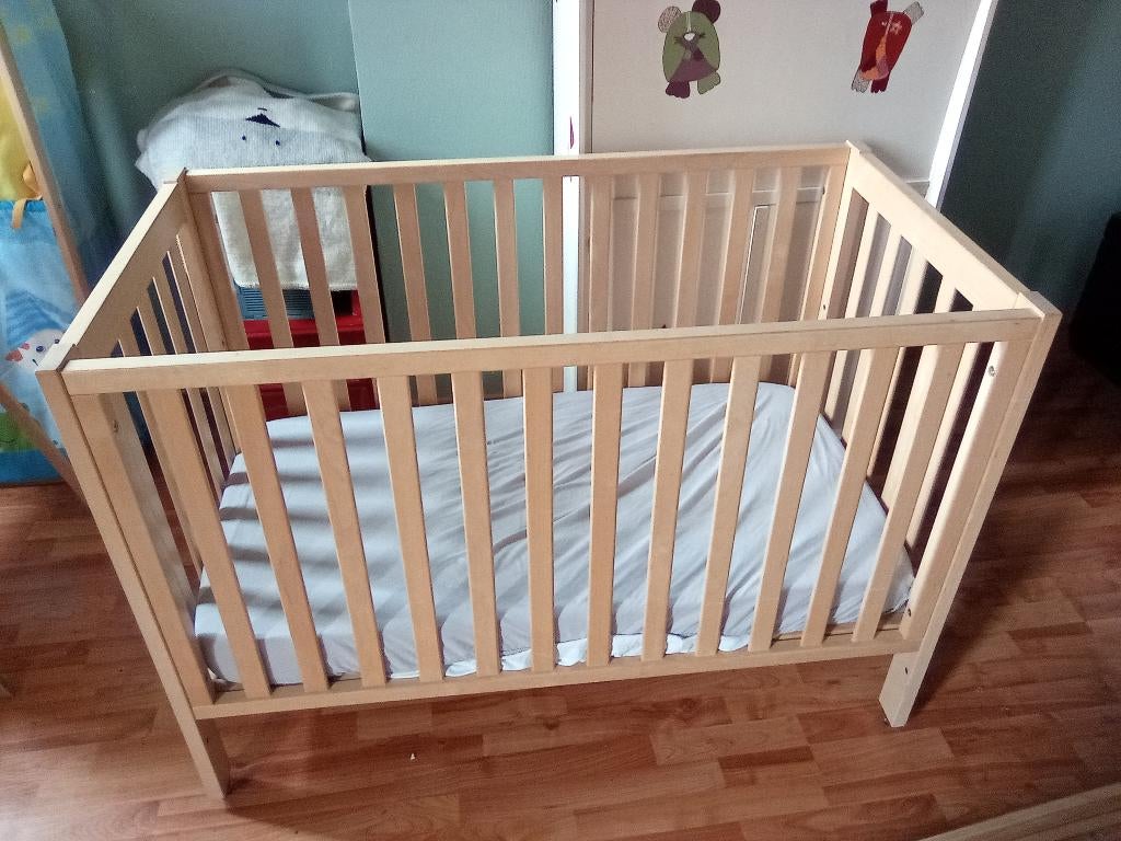 Lit bébé, Moins de 70 cm, Utilisé, Moins de 140 cm, Enlèvement