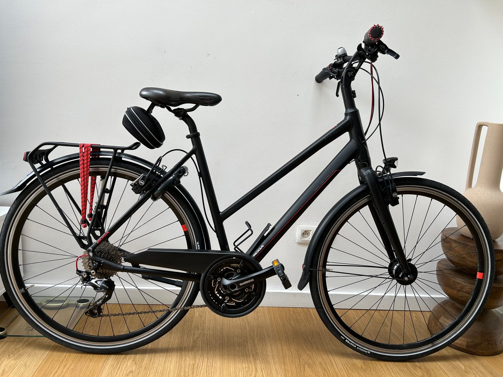 Damesfiets koga f3, Fietsen en Brommers, Ophalen, Zo goed als nieuw, Versnellingen