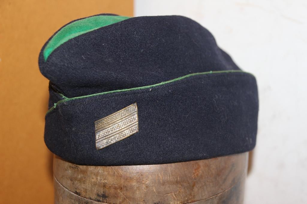 France Bonnet de police sergent du Train (M-1957), Collections, Objets militaires | Général, Envoi, Armée de terre, Casque ou Béret