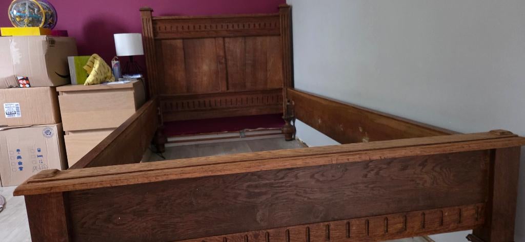 Lit ancien à vendre, Enlèvement