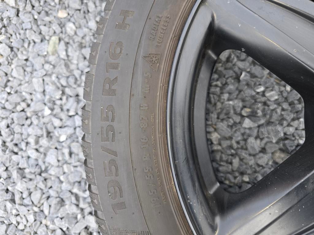 KIT HIVER JANTES PROLINE PNEUS CONTINENTAL 195/55R16 87H, Autos : Pièces & Accessoires, Pneus & Jantes, Enlèvement ou Envoi, Pneu(s)