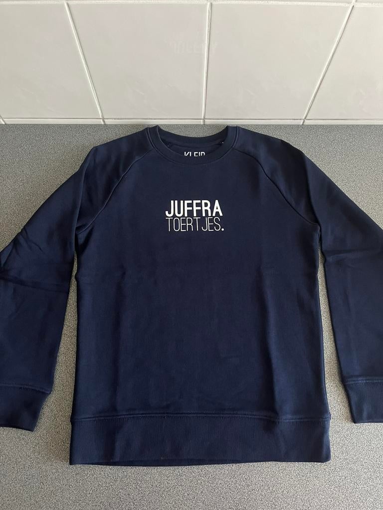 Blauwe trui ‘juffra toertjes’ KLEIR - 12/14 jaar, Meisje, Trui of Vest, Nieuw, Ophalen of Verzenden