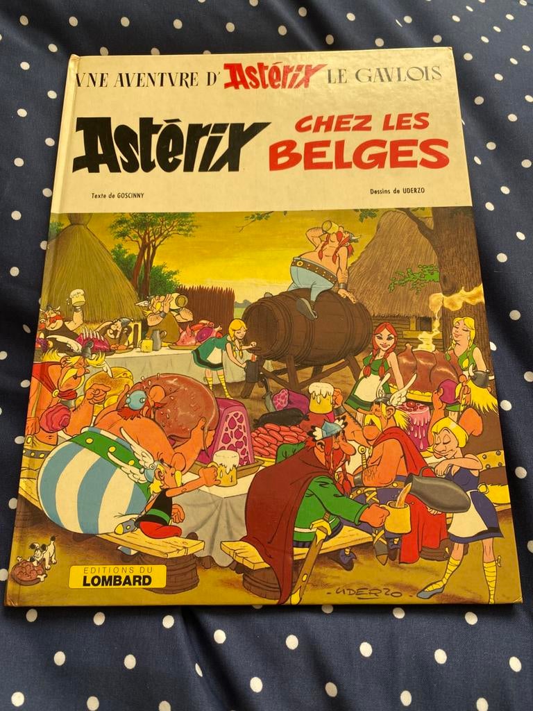 Asterix onder de Belgen - Dargaud 1979, Boeken, Ophalen of Verzenden, Gelezen