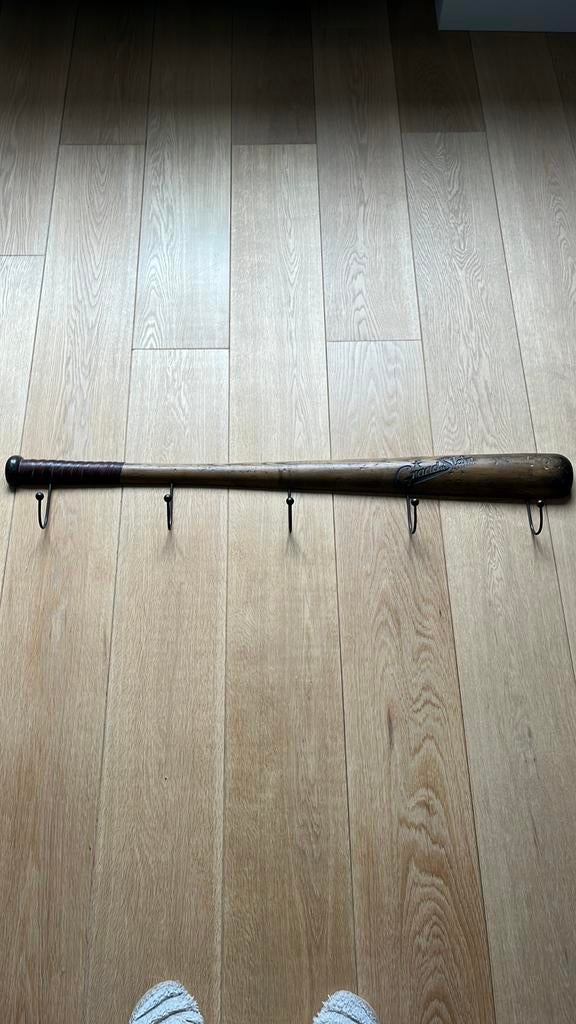 Porte manteau baseball, Enlèvement, Comme neuf, Bois