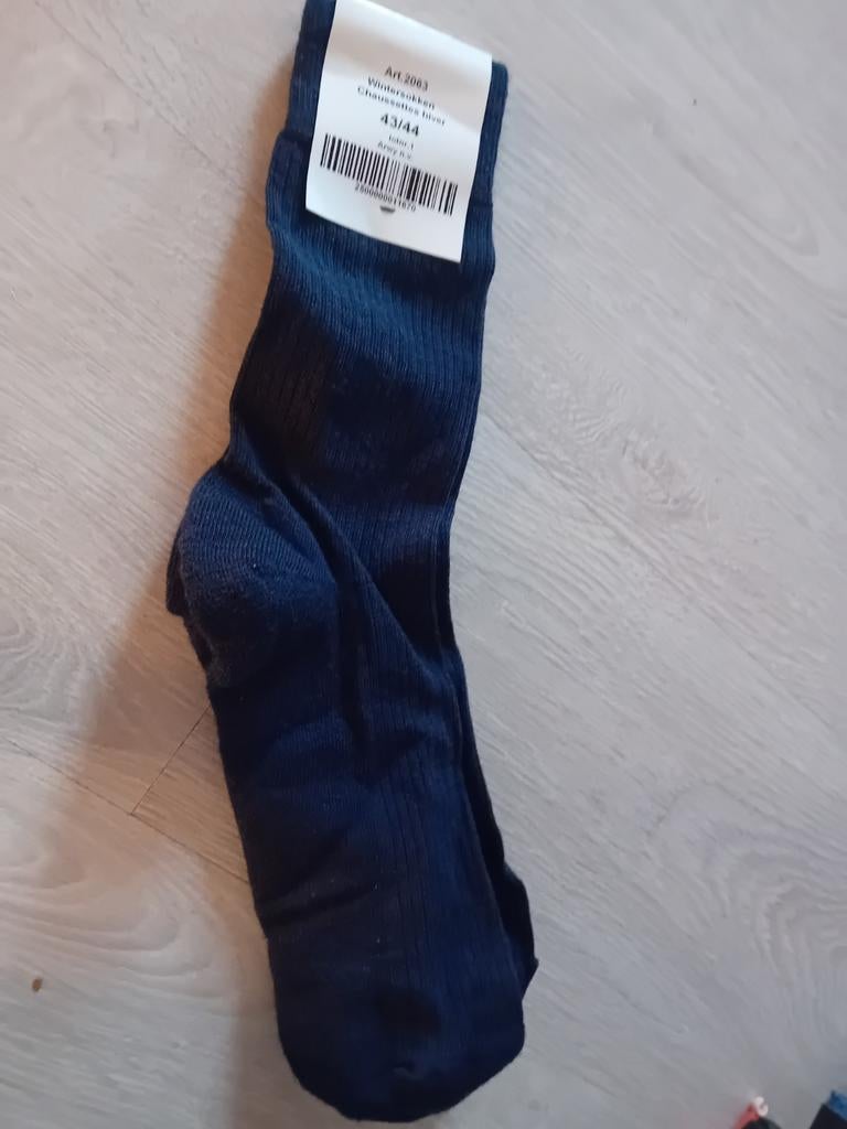 Chaussettes d'hiver 43-44, Vêtements | Hommes, Chaussettes & Bas, Enlèvement ou Envoi, Neuf, Noir