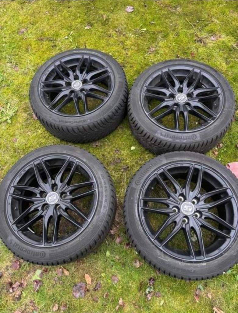 4 nieuwe winterbanden met velg, Ophalen, Zo goed als nieuw