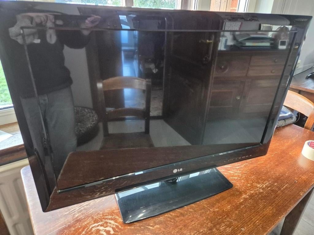 LG 32LS3400 32-inch LED-tv, Ophalen, LED, 50 Hz, Zo goed als nieuw