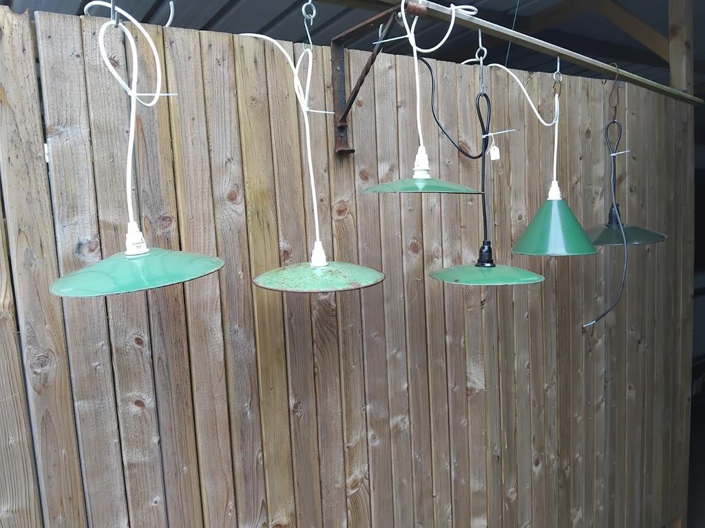 6 vintage Franse emaille lampenkapjes, Huis en Inrichting, Gebruikt, Vintage,  retro,  antiek, Ophalen of Verzenden, 75 cm of meer