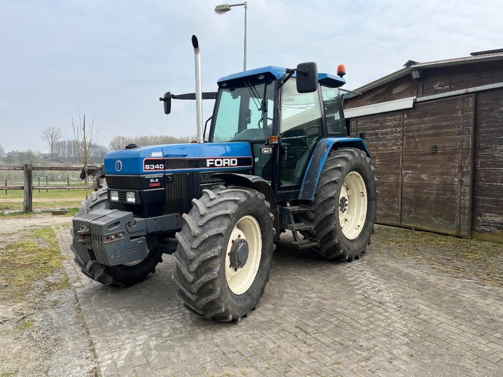 Ford 8340, Ophalen, Transport
