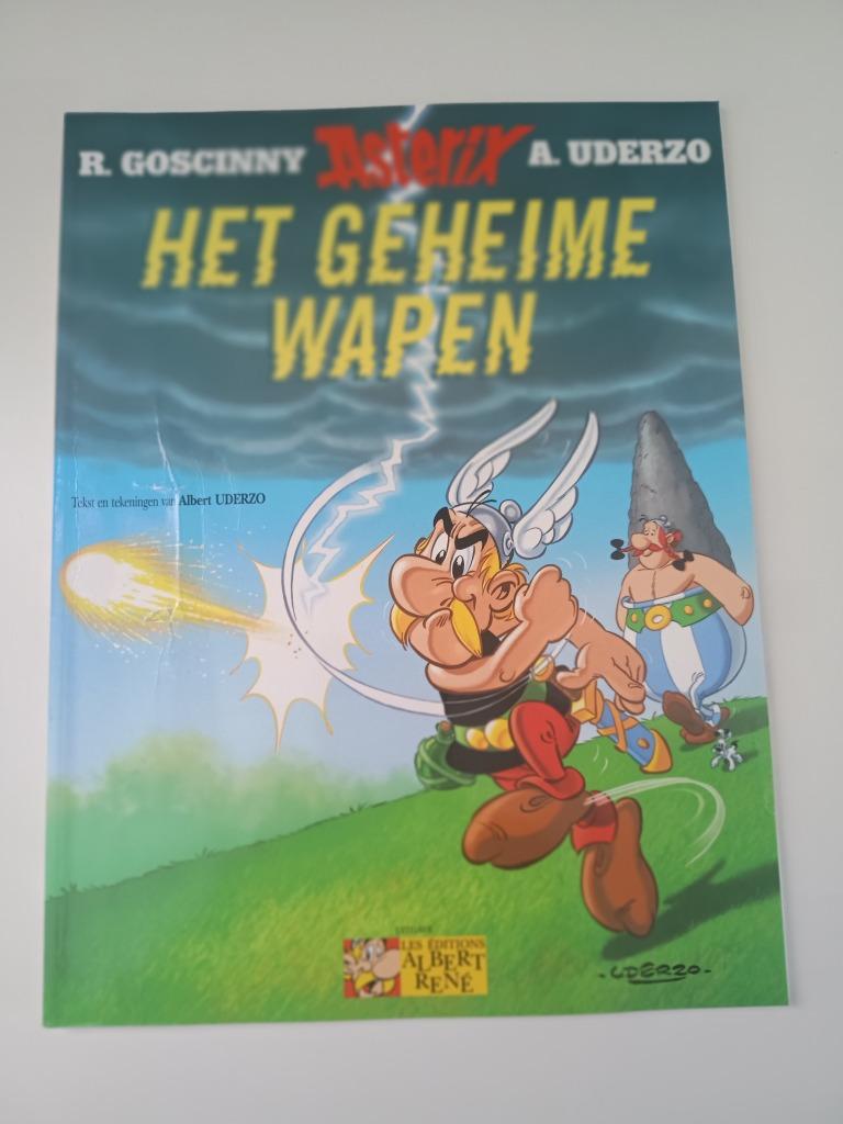 Asterix - Het Geheime Wapen, Boeken, Stripverhalen, Gelezen, Eén stripboek, Ophalen of Verzenden