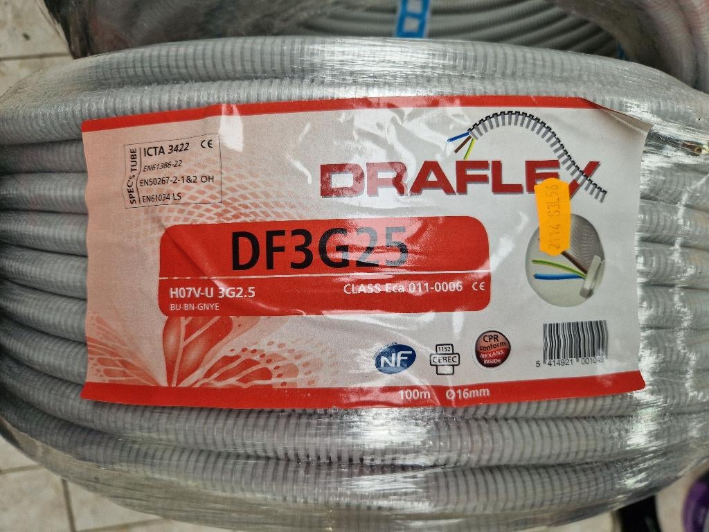 Flex 100m 3x 2,5mm vob, Doe-het-zelf en Bouw, Elektriciteit en Kabels, Ophalen of Verzenden, Nieuw