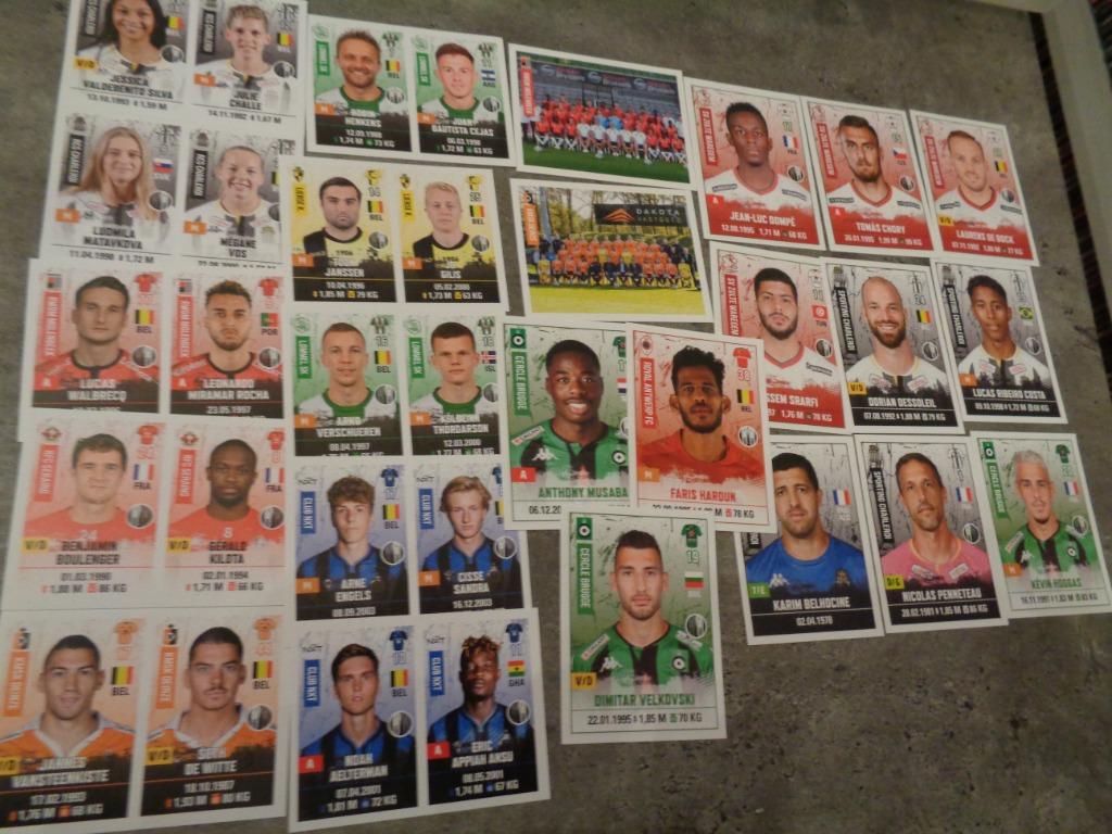 Autocollants de football PANINI FOOTBALL 2020/21 24x différe, Envoi