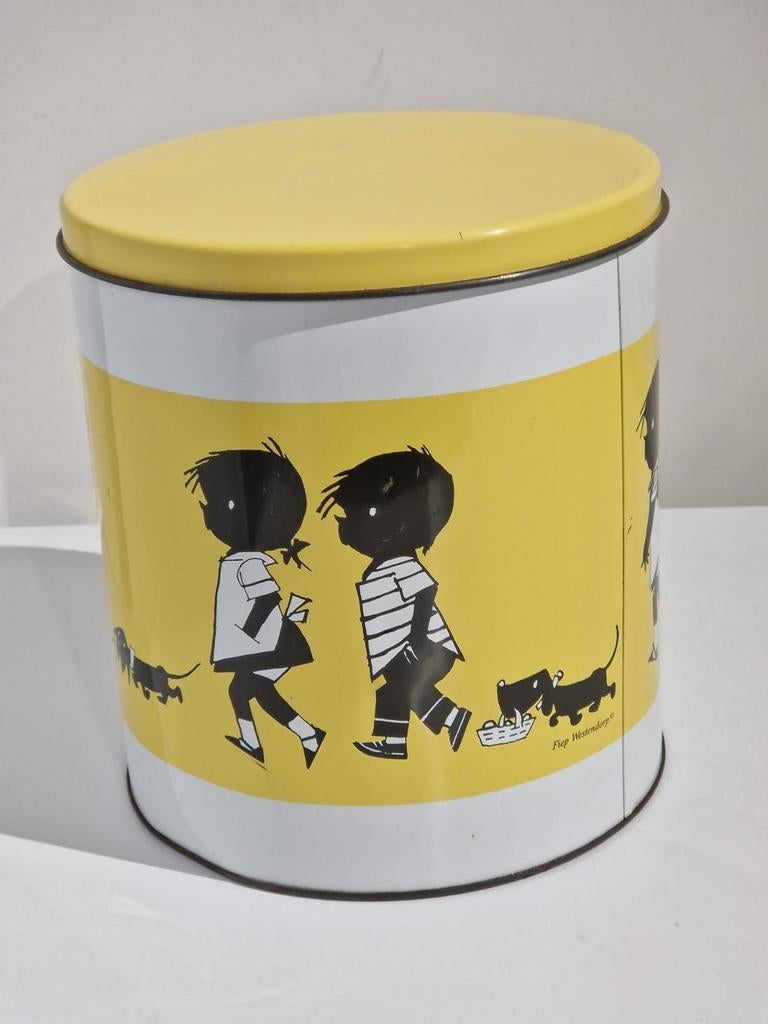 Jip en Janneke , tin blik van Fien Westendorp design , hond, Ophalen of Verzenden, Gebruikt, Koek(jes)