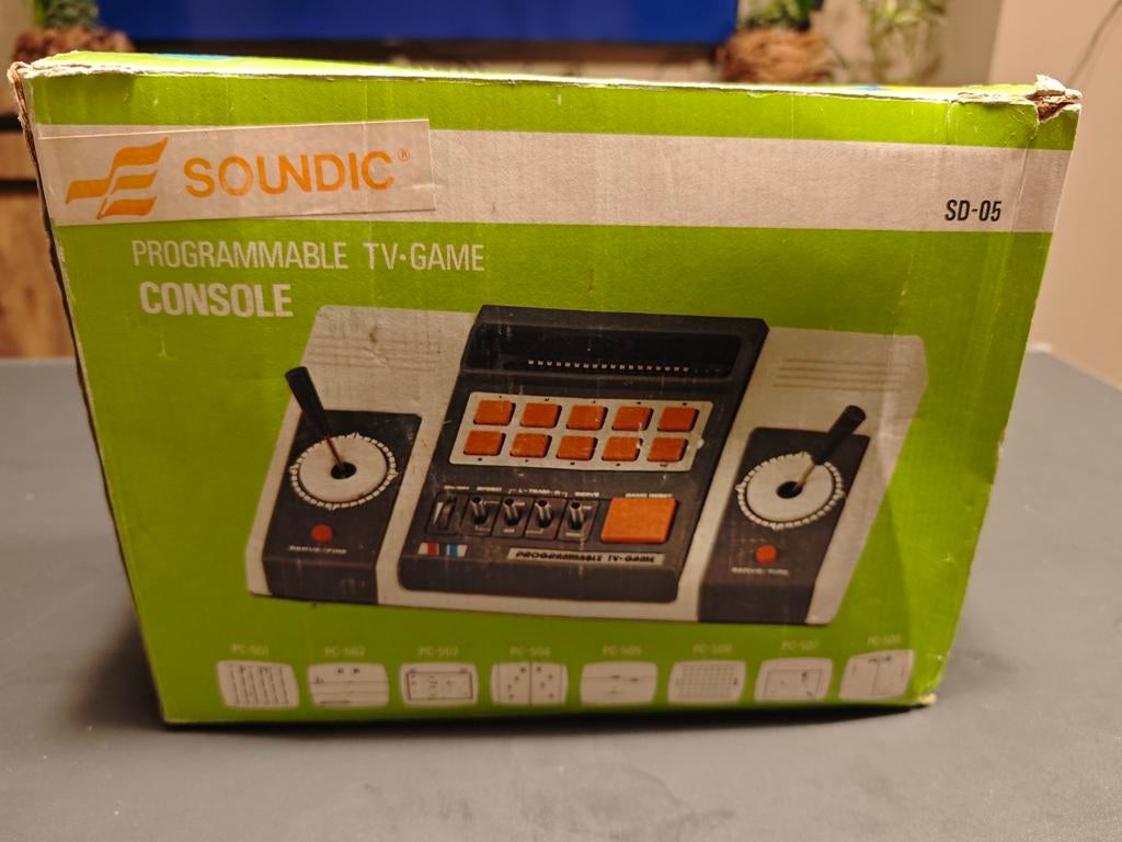 Console rétro soudnic tv game