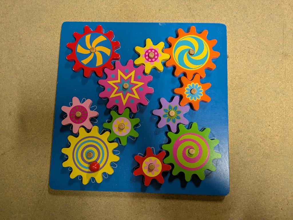 Houten puzzel tandwielen, Ophalen, Gebruikt