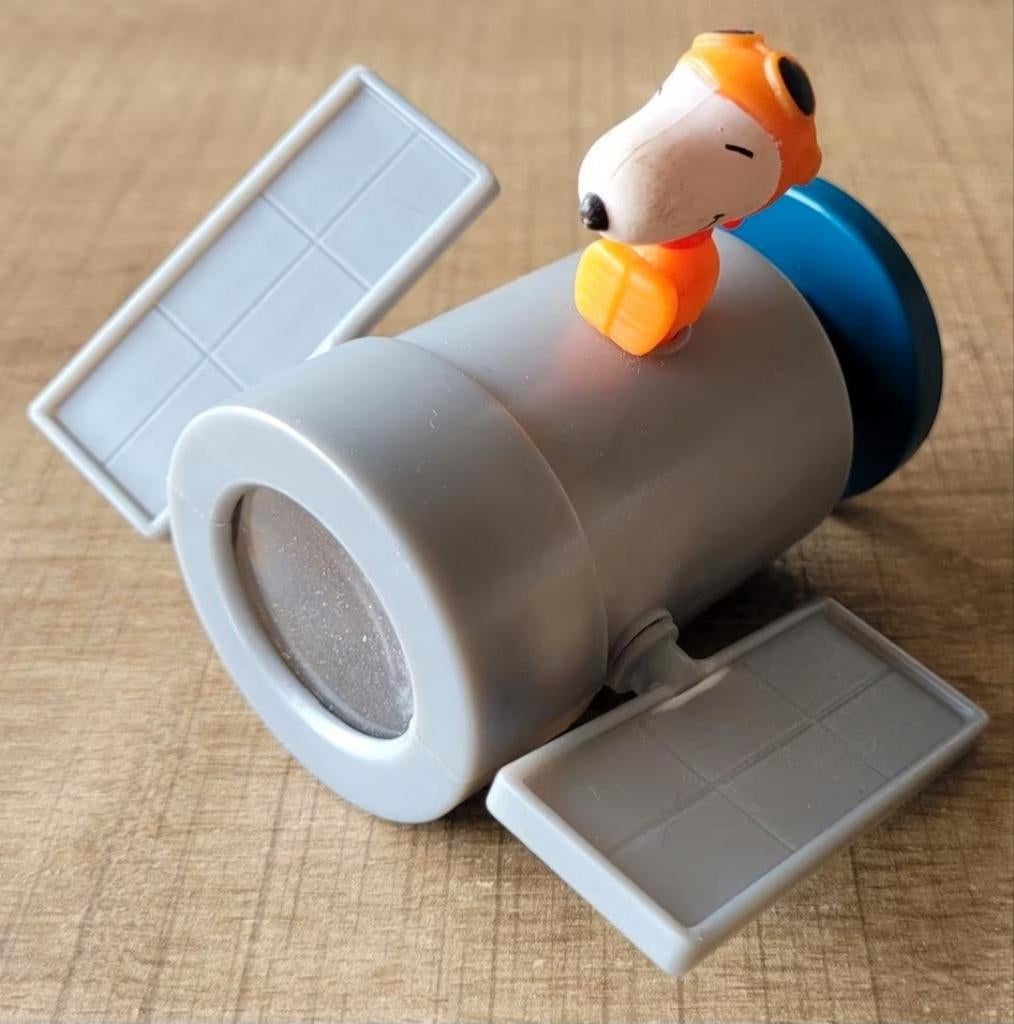 Snoopy verzamelfiguur / verrekijker (2019), Collections, Enlèvement ou Envoi, Snoopy, Utilisé, Statue ou Figurine