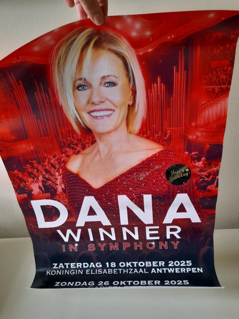 Dana Winner - poster met handtekening, Verzamelen, Ophalen of Verzenden, Zo goed als nieuw, Poster, Artwork of Schilderij