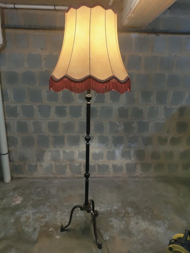 Lampadaire Art déco, Enlèvement