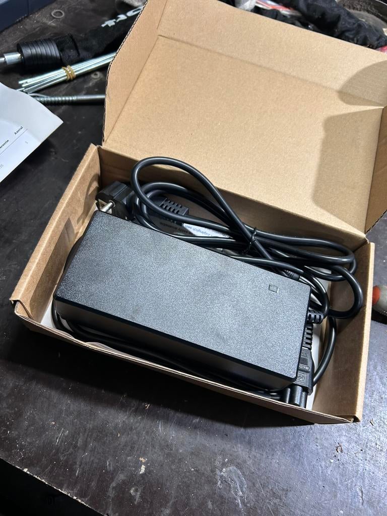 Elektronische fiets oplader, Ophalen, Nieuw