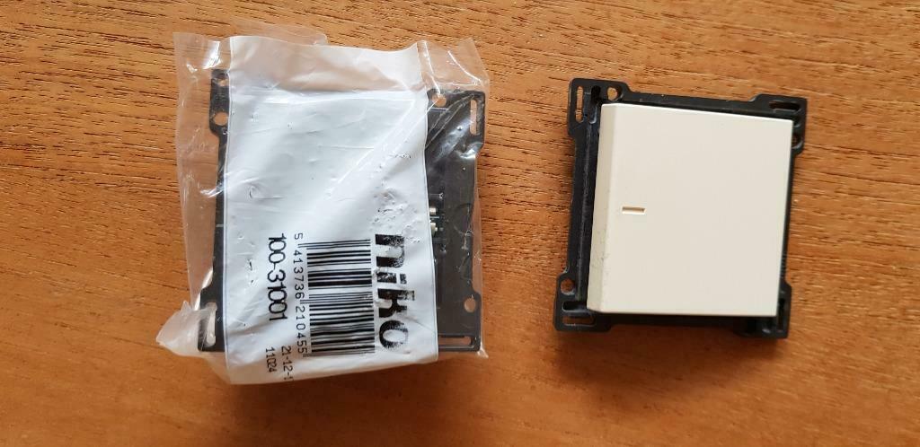 Niko Dimmer afdekplaatjes 1 euro/stuk, Doe-het-zelf en Bouw, Ophalen of Verzenden, Nieuw