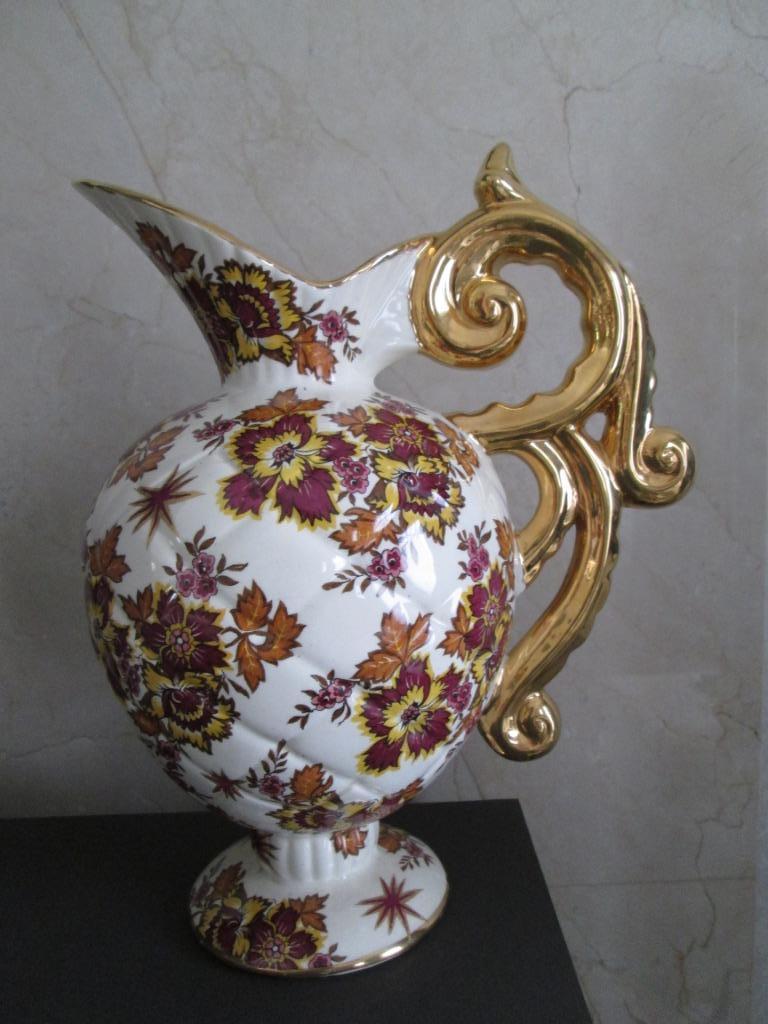 Boch; mooie kruik van 31 cm hoog met veldbloemen   rond 1962, Ophalen of Verzenden