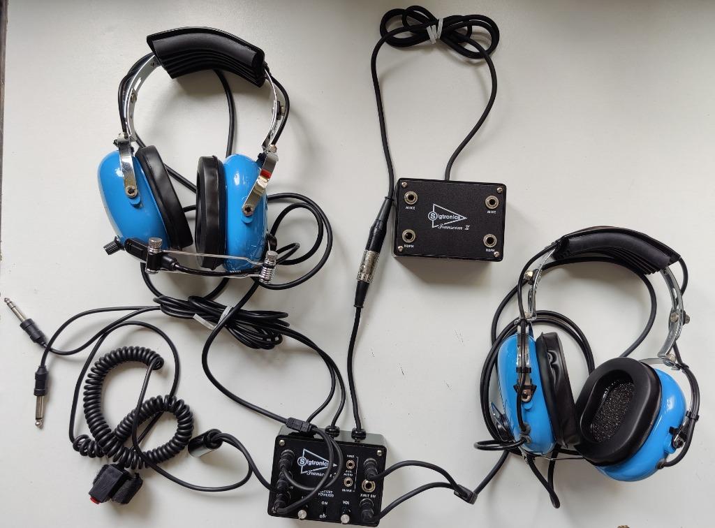 private pilot communication system, Telecommunicatie, Zenders en Ontvangers, Zo goed als nieuw, Ophalen