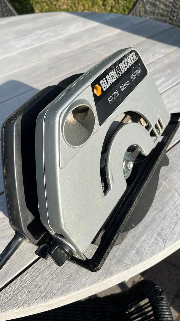 Handcirkelzaag Black&decker, 600 à 1200 watts, Enlèvement, Utilisé, Black&Decker
