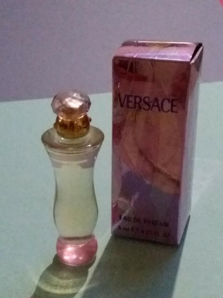 Versace woman eau de parfum 5ml, Ophalen of Verzenden, Nieuw, Gevuld