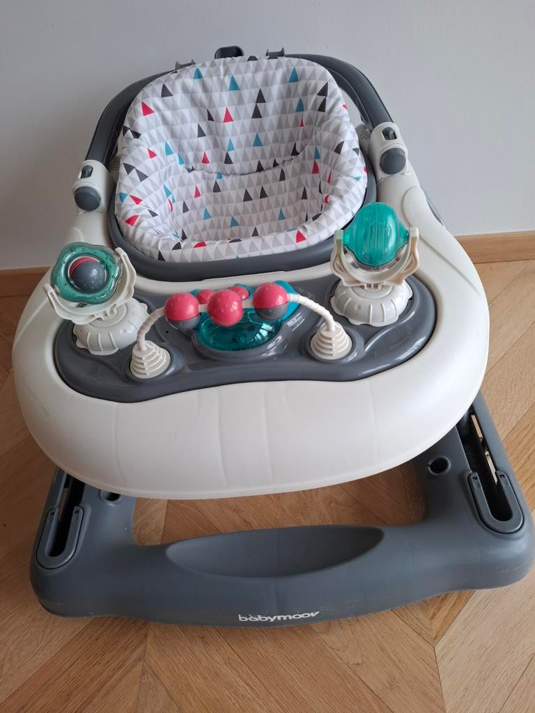 Babymoov loopstoel 2in1,prijs nieuw 89€, Ophalen