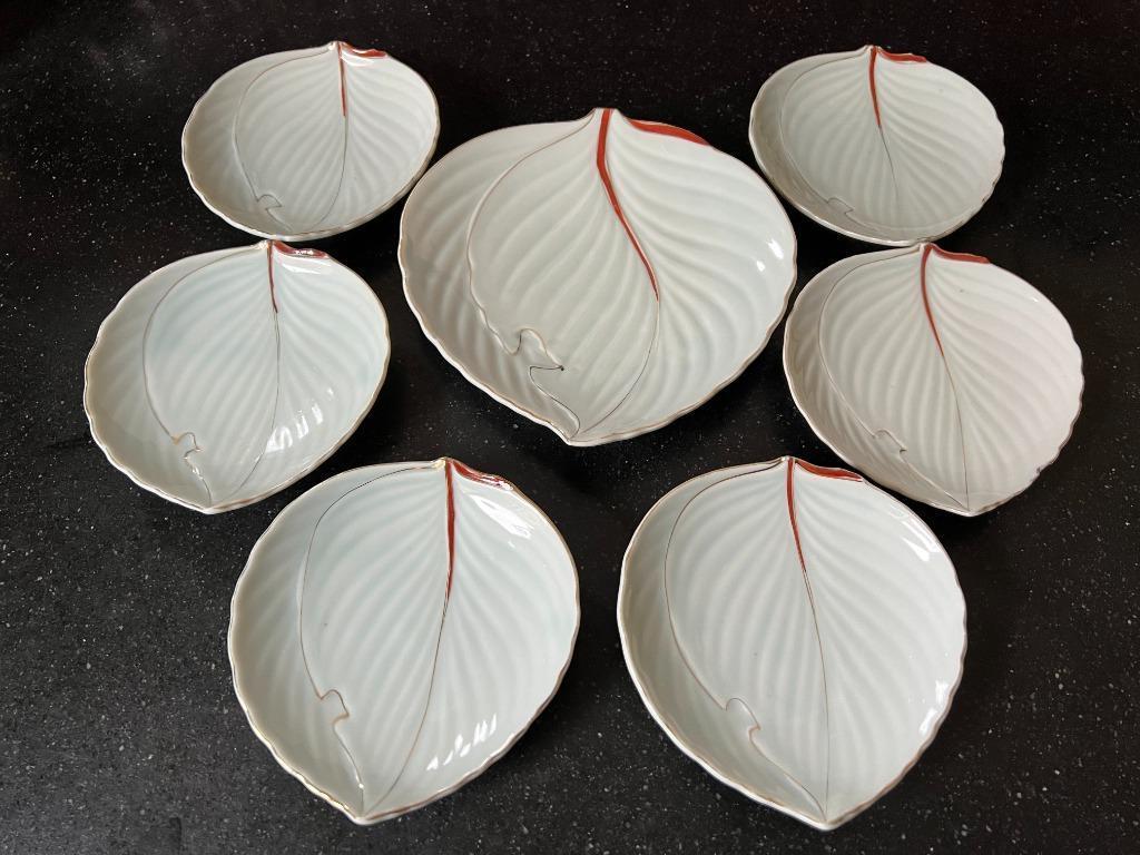 Set bladvormige schaaltjes voor gebakjes of aperitief., Enlèvement ou Envoi