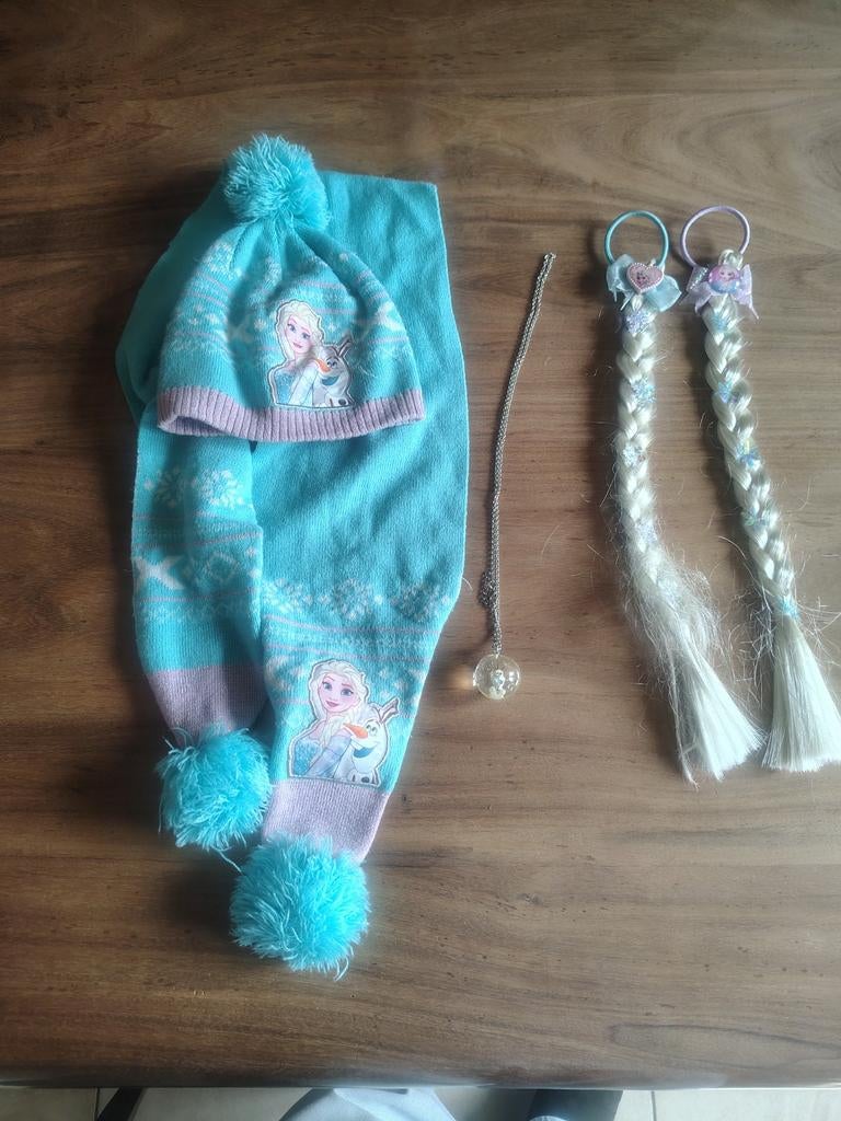 Frozen muts, sjaal, vlechten en hanger, Enlèvement, Bonnet