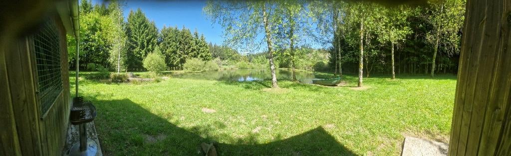 Droomplek met vijver, Aan meer of rivier, Landelijk