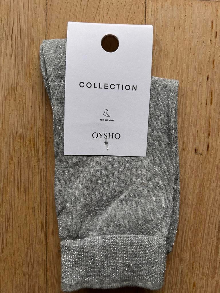 2 paires chaussettes à paillettes NEUF T35-38 marque OYSHO, Enlèvement, Comme neuf, Noir