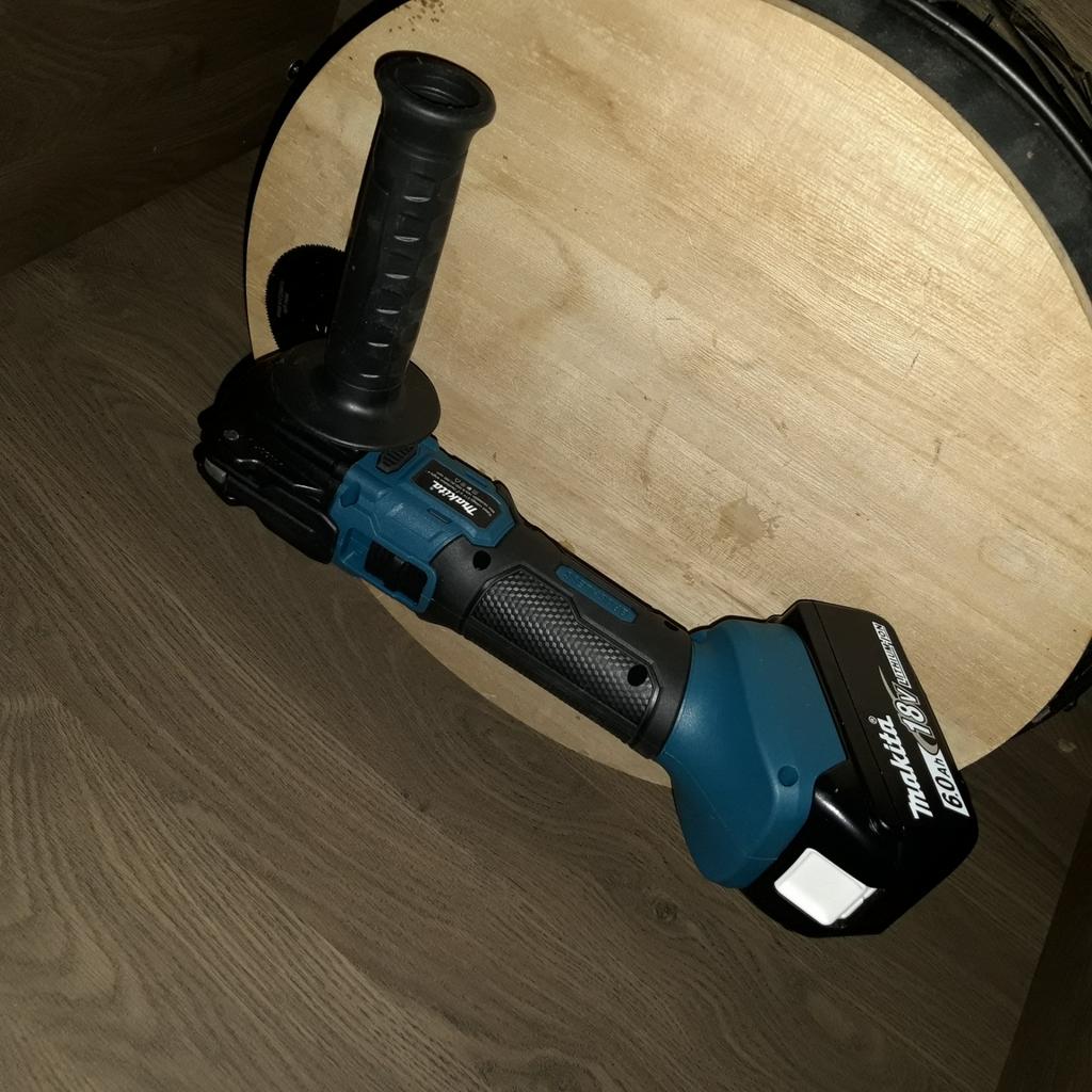 Makita toestel, Doe-het-zelf en Bouw, Gereedschap | Slijpmachines, Ophalen