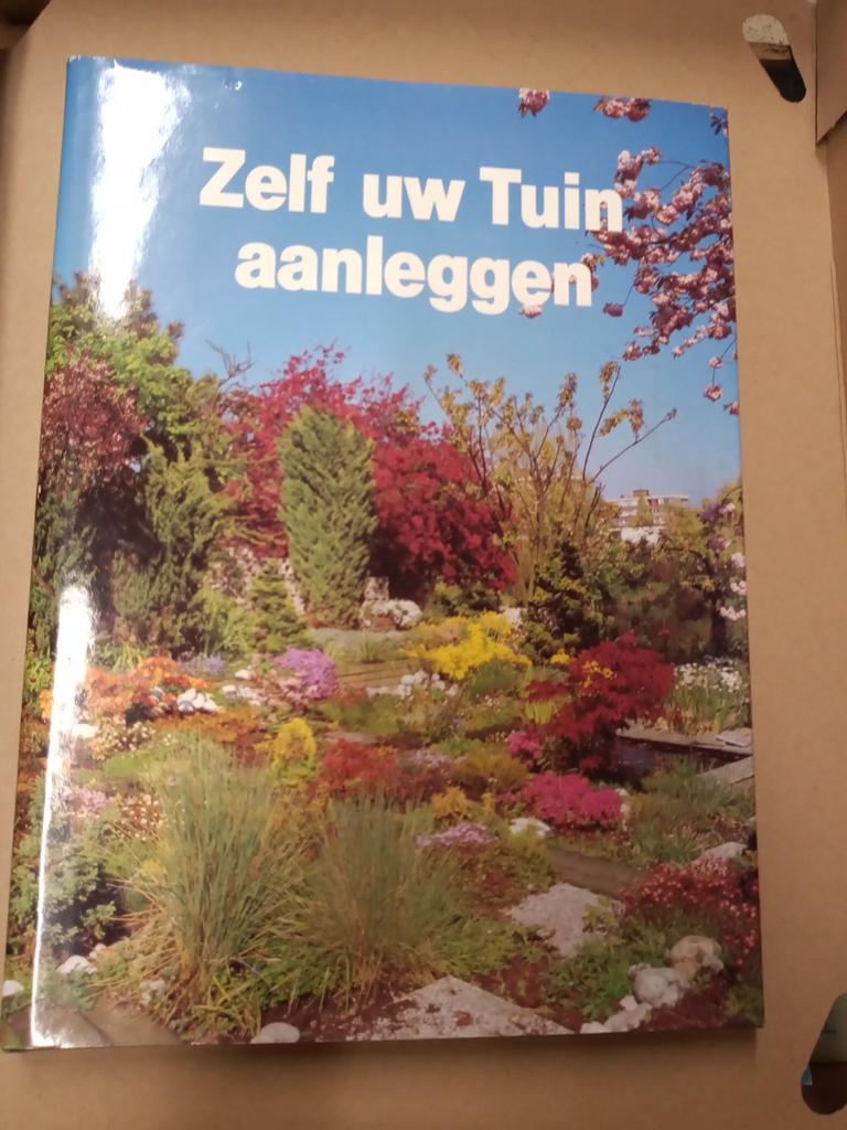 Zelf uw tuin aanleggen, Enlèvement ou Envoi, Comme neuf