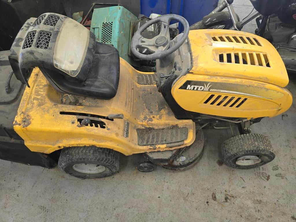 MTD-maaimachinetractor, Ophalen