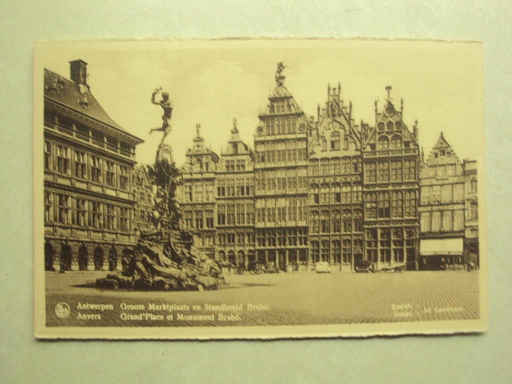 52549 - ANTWERPEN - GROOTE MARKTPLAATS EN STANDBEELD BRABO, Ophalen of Verzenden, Antwerpen