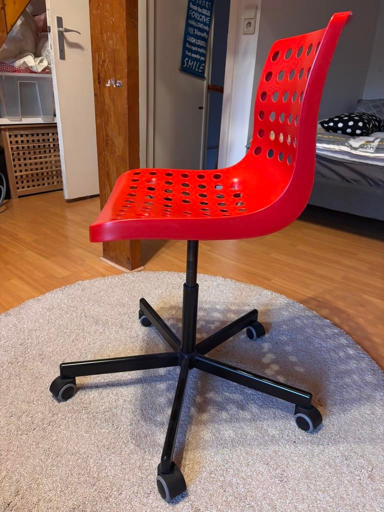 Ikea bureaustoel, Huis en Inrichting, Ophalen, Zo goed als nieuw