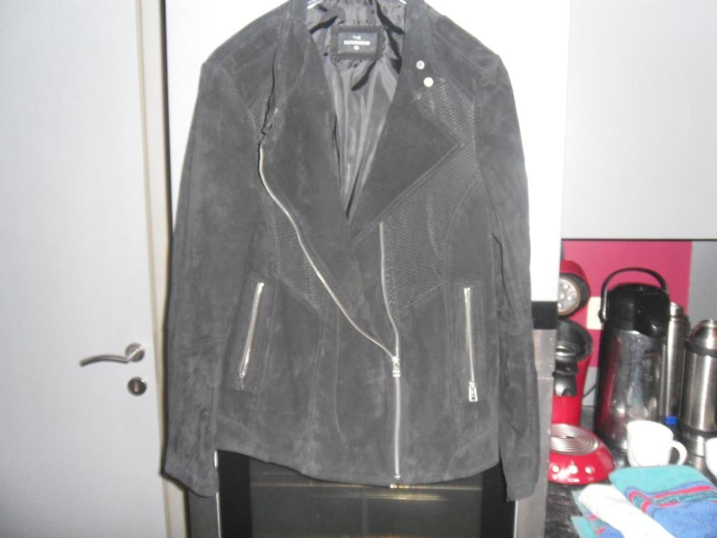 veste dame en daim taille 44, Enlèvement ou Envoi, Comme neuf, Taille 42/44 (L), Noir